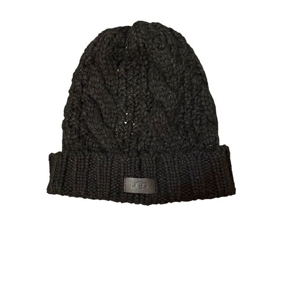 UGG Accessories - UGG Cable Knit Beanie In Black Womens One Size NWT